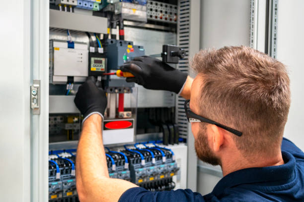 Best Local Electrician Companies  in Calabash, NC