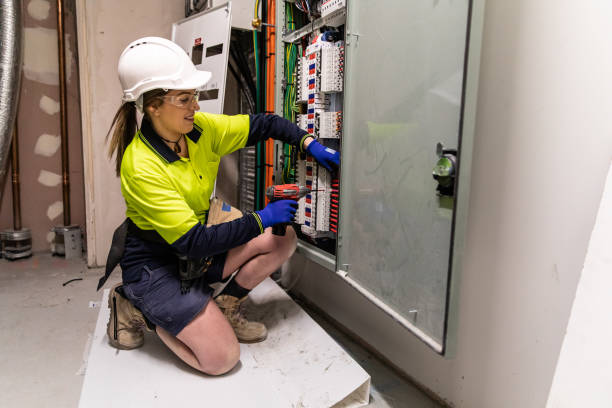 Best Affordable Emergency Electrician  in Calabash, NC